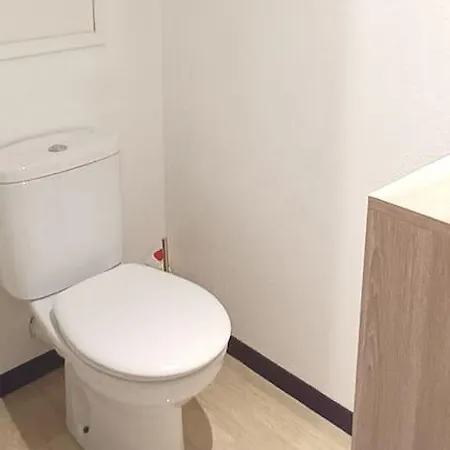 Grand Classe 2 Etoiles De 1 A 4 Personnes Apartamento *