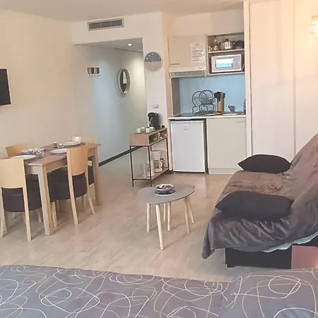 Grand Classé 2 étoiles De 1 à 4 Personnes